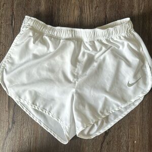 ❤️ EUC Women’s Dri-Fit Nike Lined Shorts